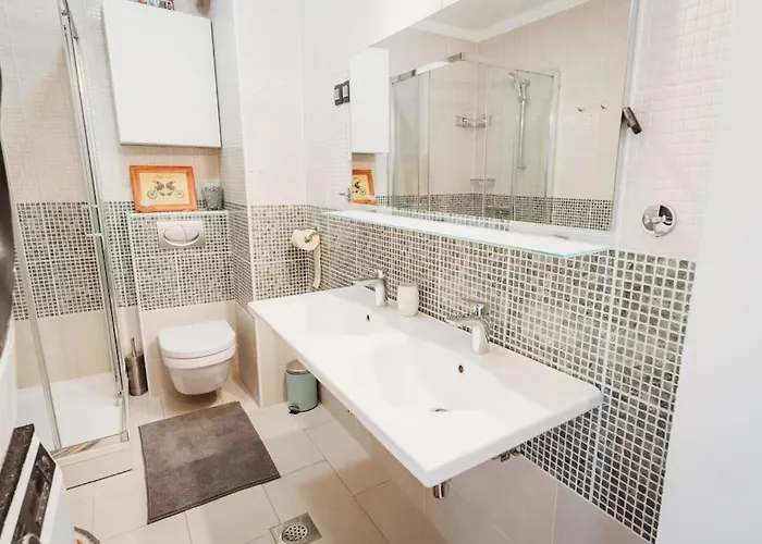 Cozy Nest In Quiet Neighbourhood, Free Parking * Ljubljana