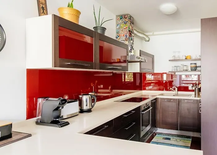 Cozy Nest In Quiet Neighbourhood, Free Parking Apartma *